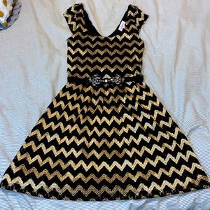 Cap sleeve mini cocktail dress